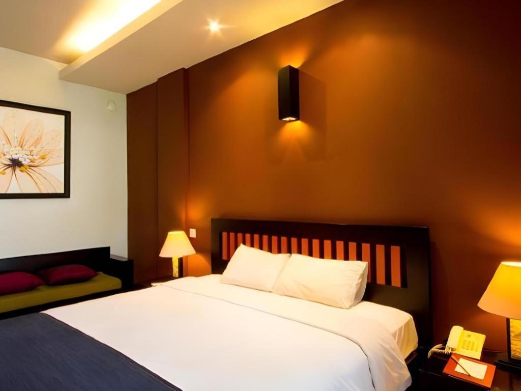 Eclipse Hotel Prawirotaman Yogyakarta Exteriör bild